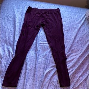 maroon leggings